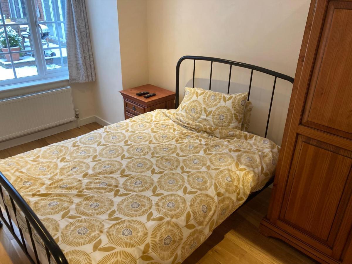9 Chudleigh Close Διαμέρισμα Μπέντφορντ Εξωτερικό φωτογραφία