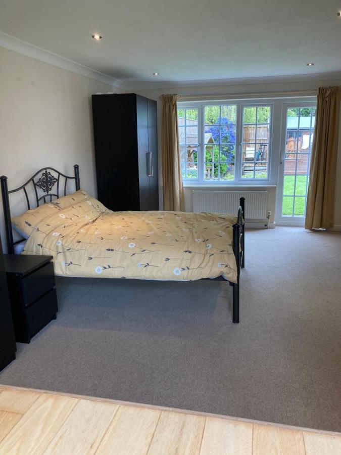 9 Chudleigh Close Διαμέρισμα Μπέντφορντ Εξωτερικό φωτογραφία