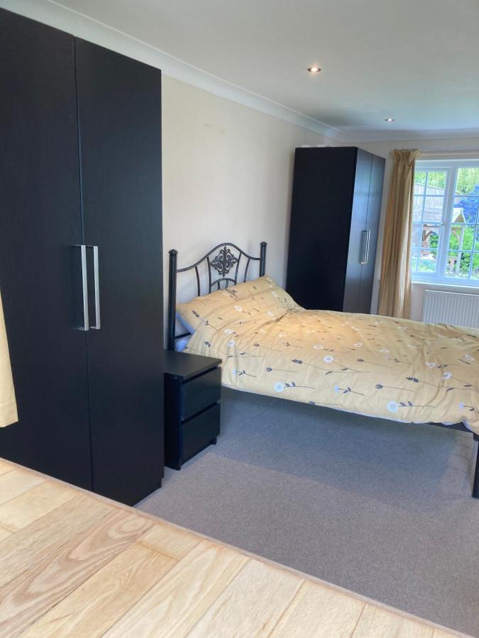 9 Chudleigh Close Διαμέρισμα Μπέντφορντ Εξωτερικό φωτογραφία